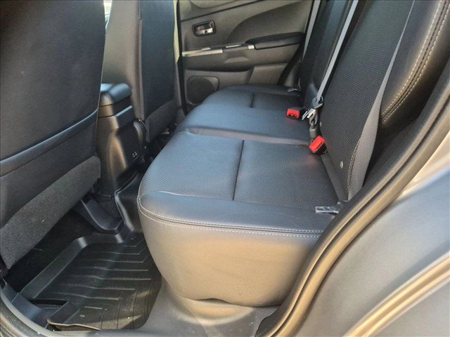 Used 2024 Mitsubishi Outlander Sport SEL AWD/4WD image 18