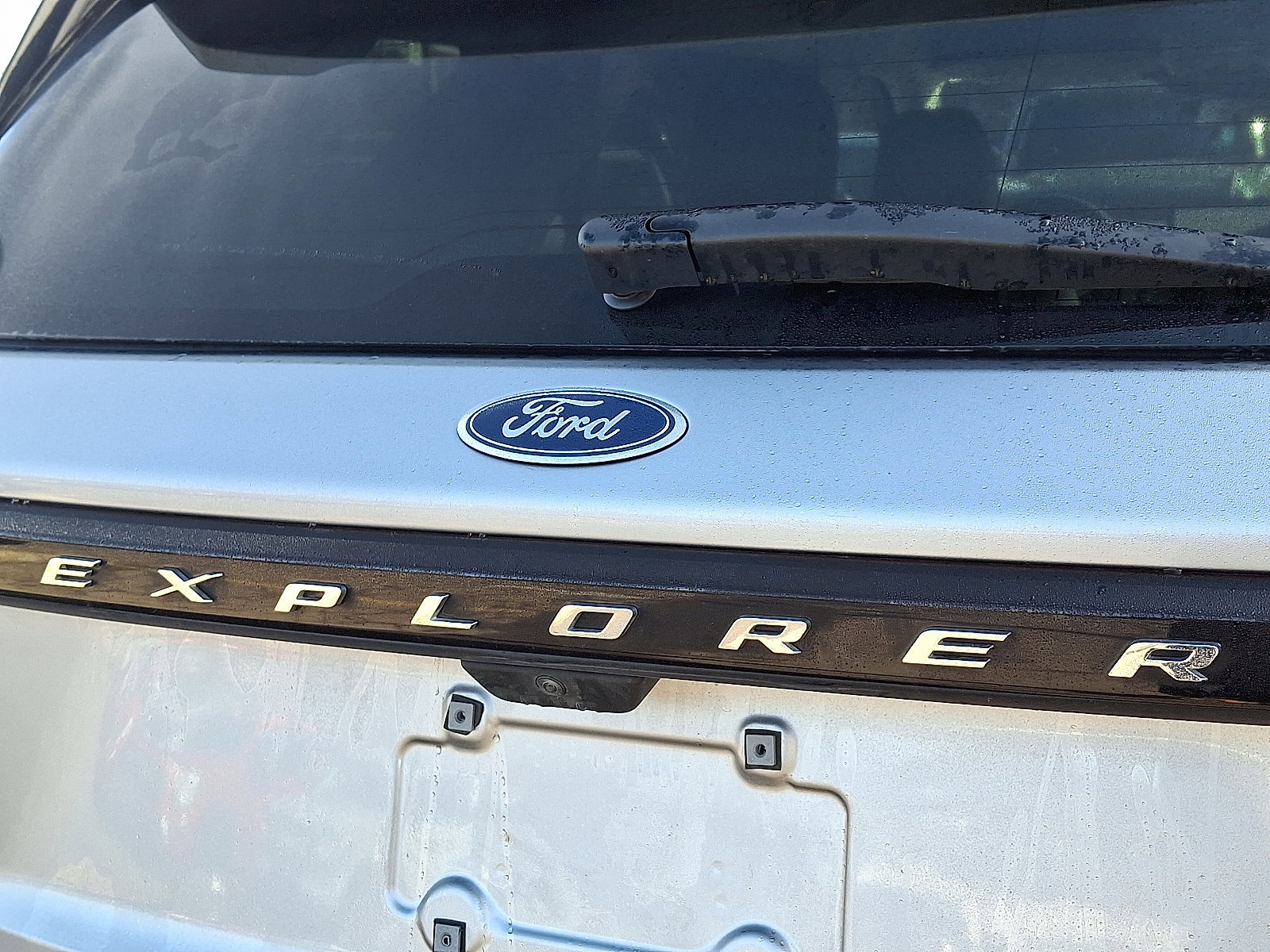 Certified 2025 Ford Explorer Active w/ Active Comfort Package image 29