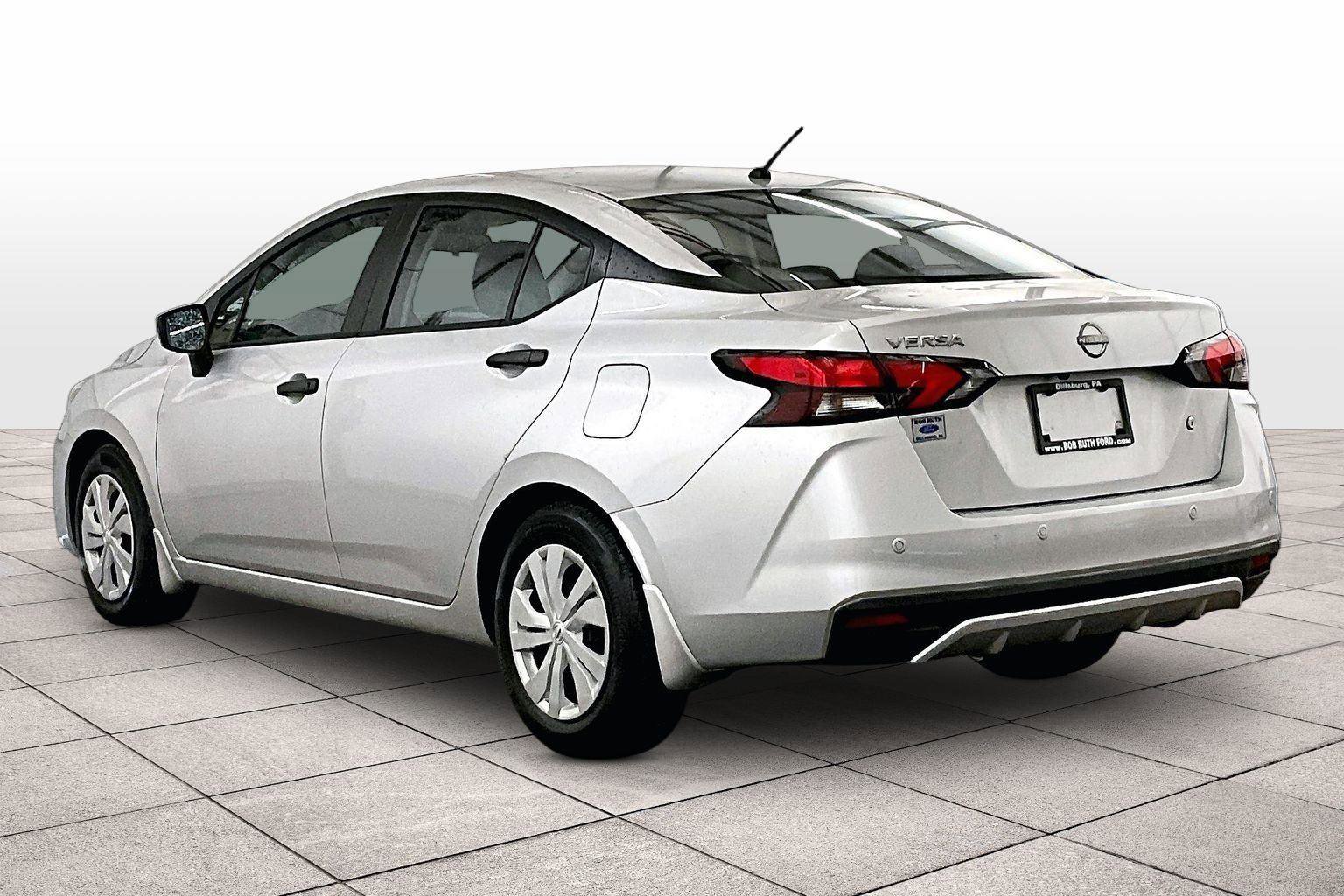 Used 2024 Nissan Versa S w/ Trunk Package image 10