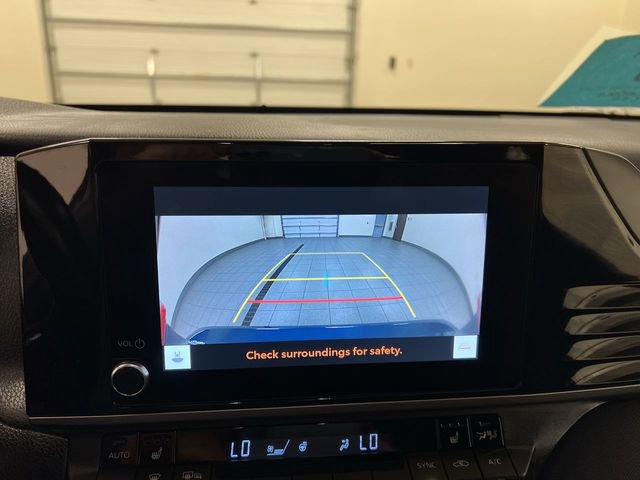 Used 2025 Toyota Camry LE w/ Convenience Package image 14