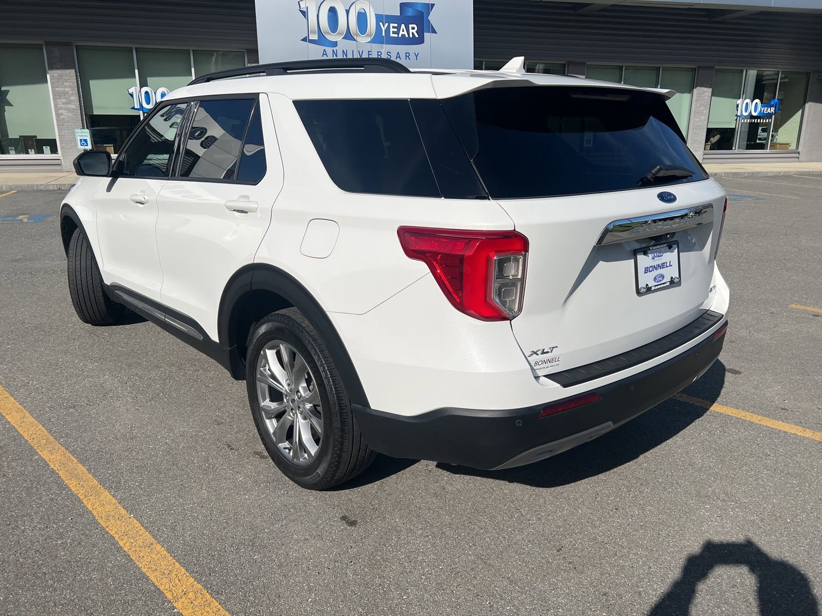 Certified 2023 Ford Explorer XLT w/ Equipment Group 202A AWD/4WD image 3