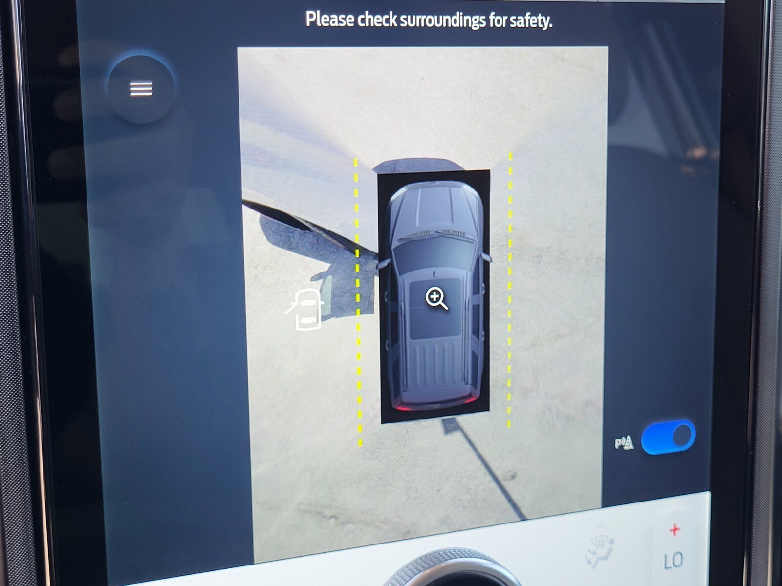 Certified 2023 Ford Expedition Platinum image 23