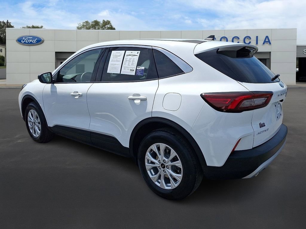 Certified 2023 Ford Escape Active AWD/4WD image 6
