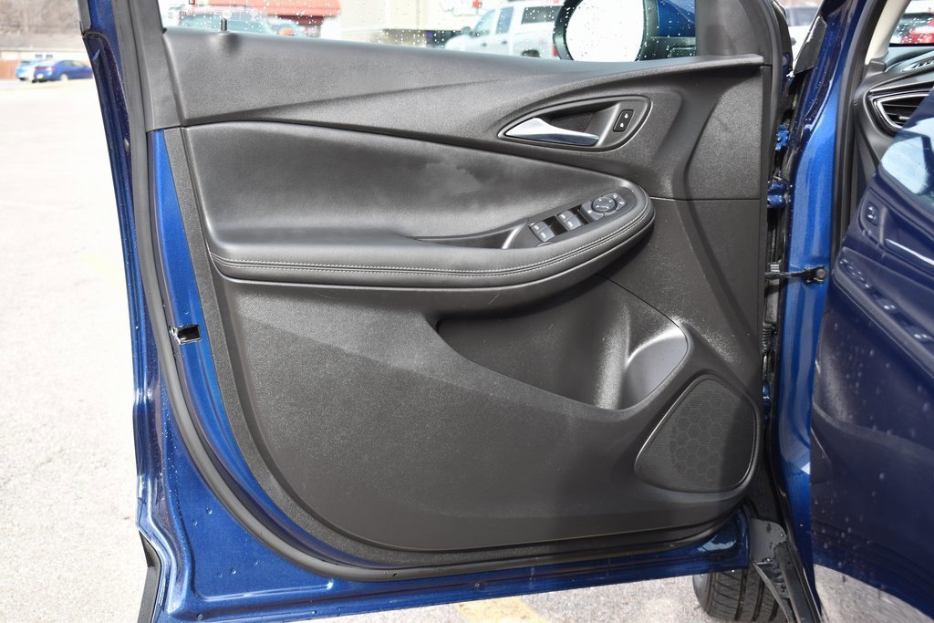 Used 2023 Buick Encore GX Select image 8