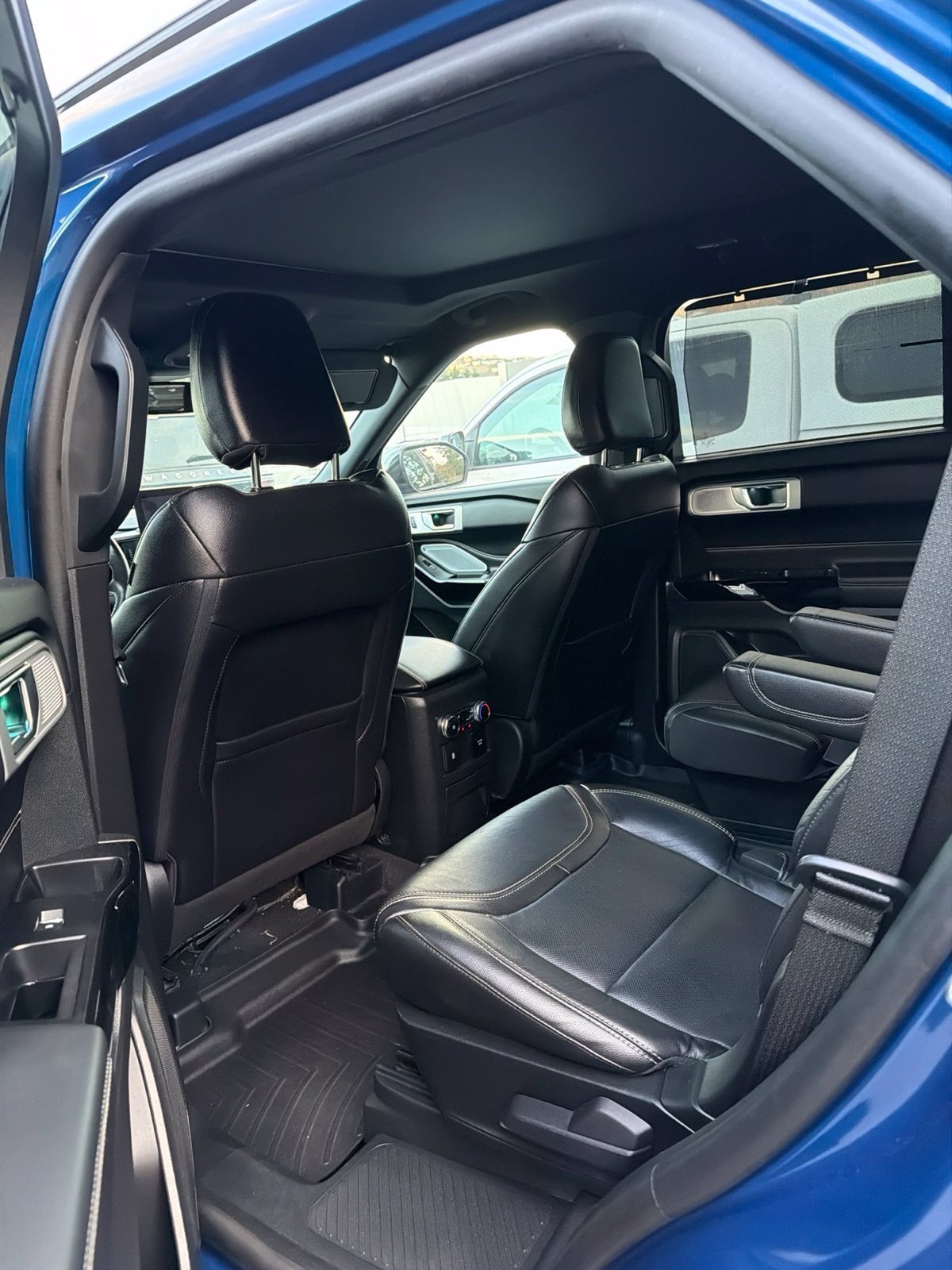 Certified 2023 Ford Explorer ST AWD/4WD image 14