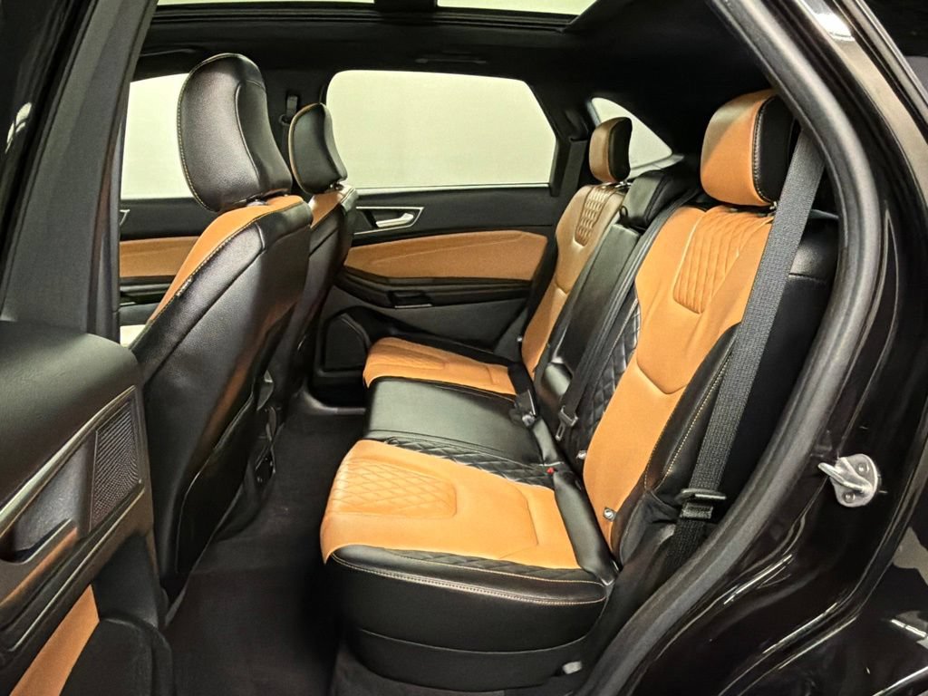 Certified 2024 Ford Edge Titanium w/ Titanium Elite Package AWD/4WD image 31