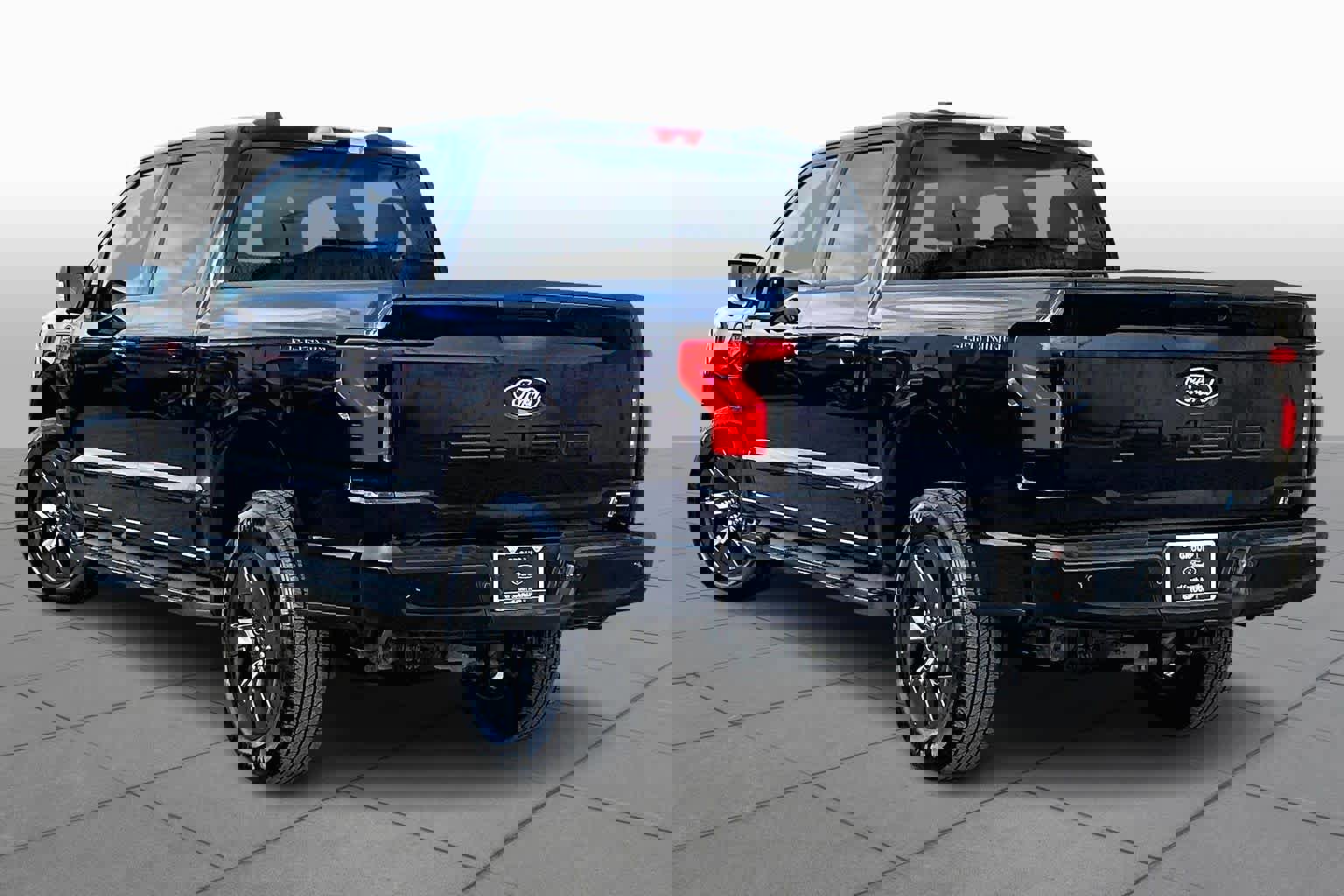 Certified 2025 Ford F150 Lightning Flash w/ Max Trailer Tow Package image 7