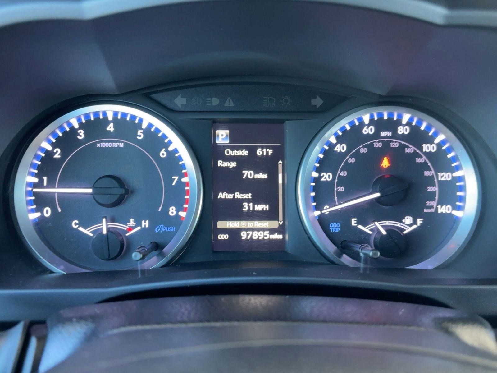 Used 2019 Toyota Highlander LE image 16