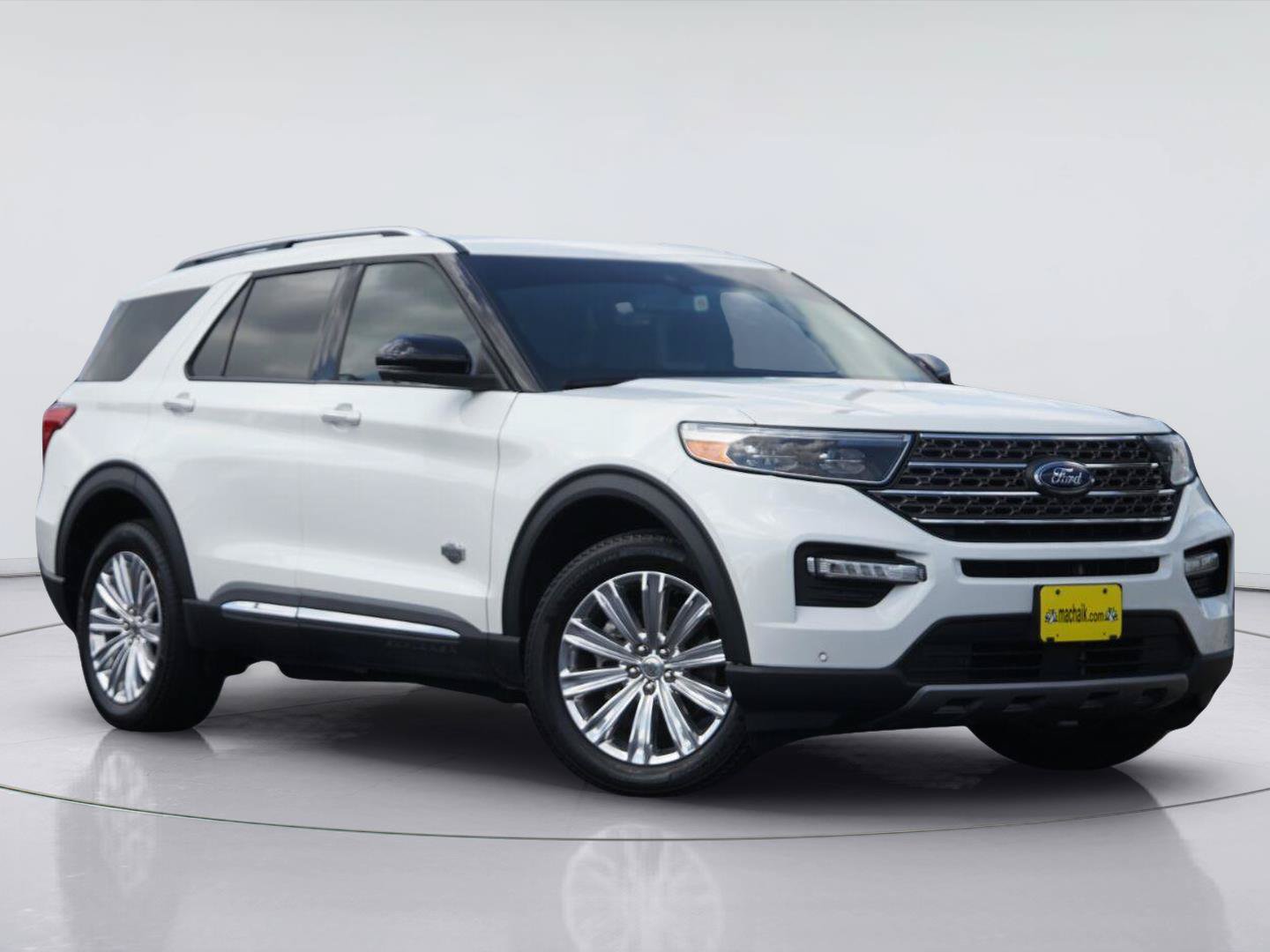 Certified 2023 Ford Explorer King Ranch w/ Technology Package AWD/4WD image 2