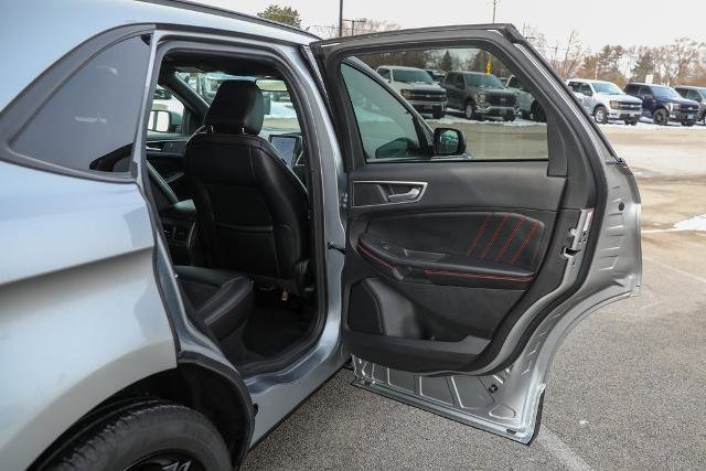 Certified 2022 Ford Edge ST-Line w/ Class II Trailer Tow Package image 31