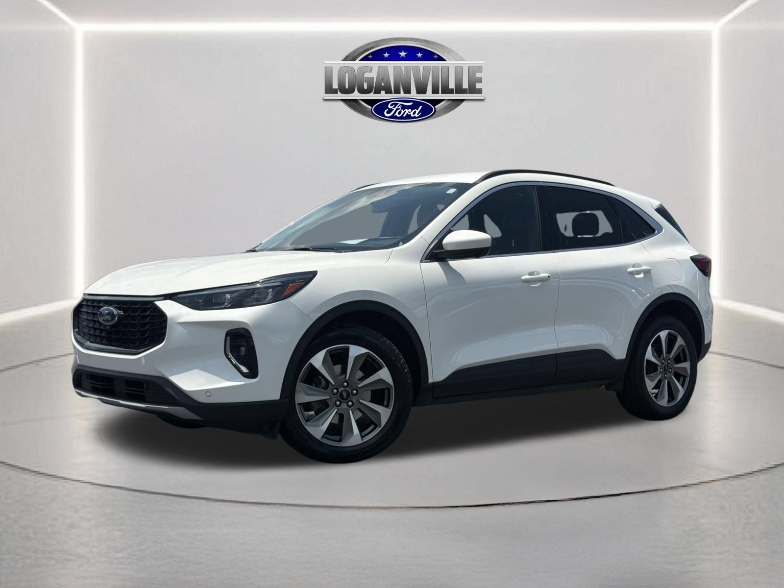 Certified 2023 Ford Escape Platinum AWD/4WD image 1