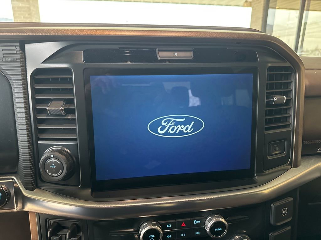 Certified 2025 Ford F150 King Ranch image 12
