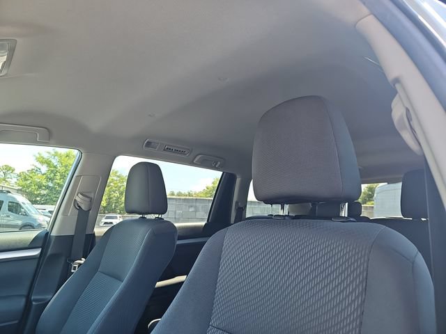 Used 2019 Toyota Highlander LE FWD image 10