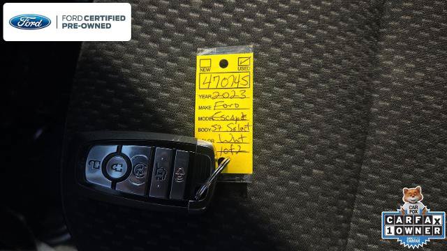 Certified 2023 Ford Escape ST-Line Select AWD/4WD image 17