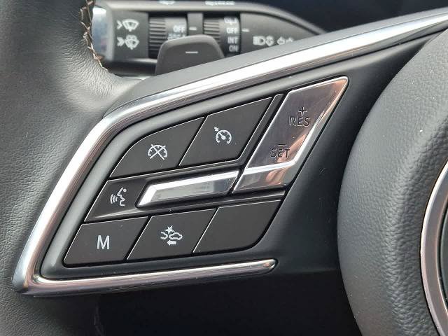 Used 2024 Buick Envision Preferred AWD/4WD image 23