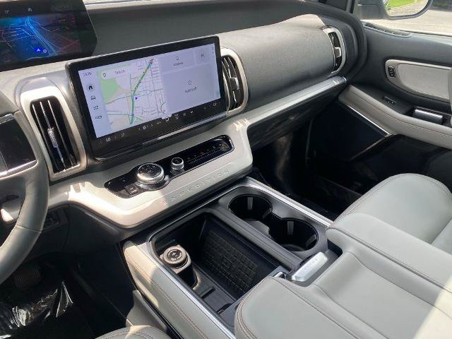 Certified 2025 Ford Expedition Active RWD image 23