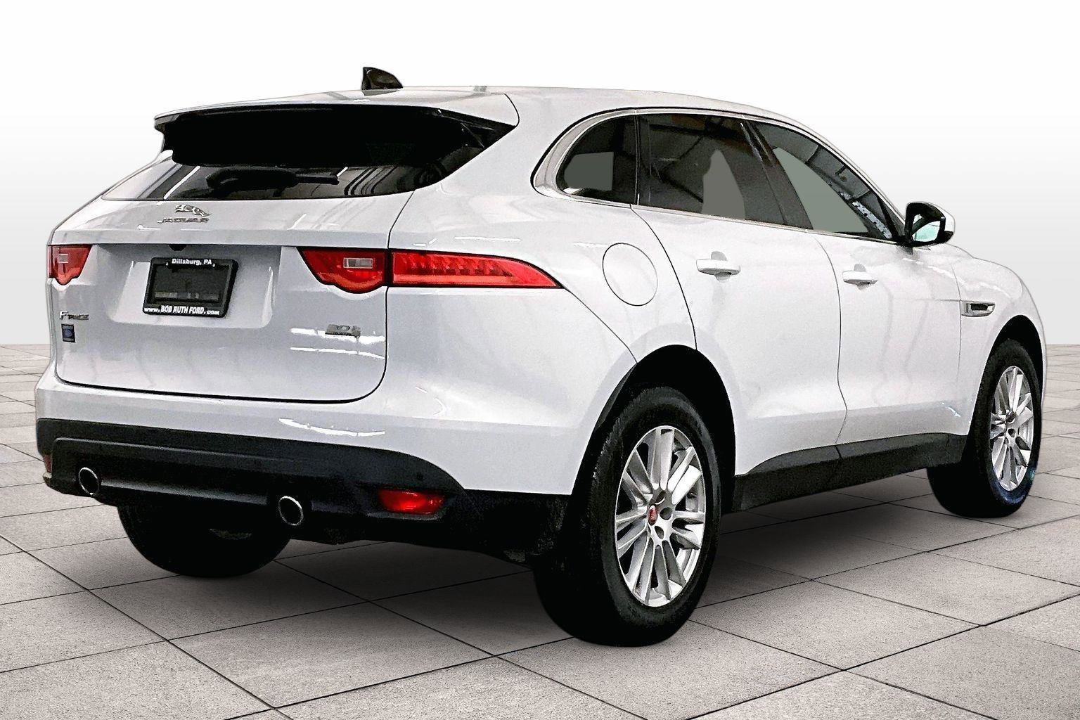 Used 2020 Jaguar F-PACE Prestige image 11