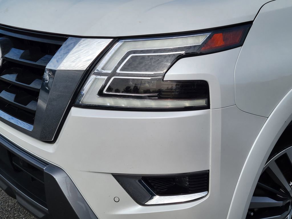 Used 2022 Nissan Armada SL w/ Captain's Chairs Package image 9