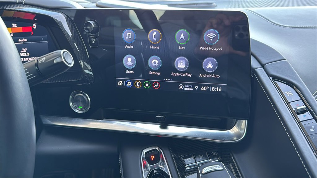 Used 2022 Chevrolet Corvette Stingray Premium Conv w/ Z51 Performance Package image 11