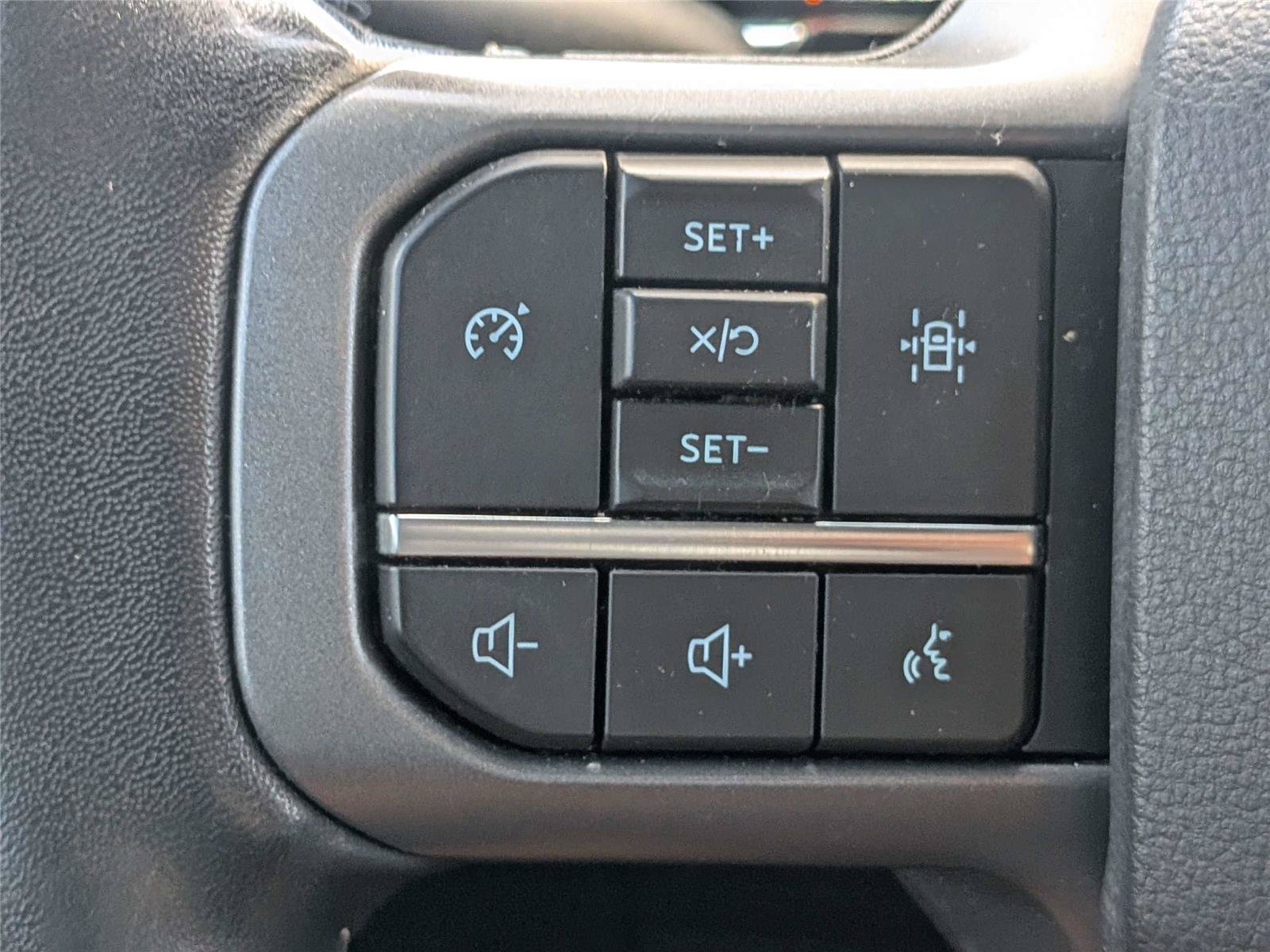 Certified 2022 Ford F150 Lariat w/ Trailer Tow Package AWD/4WD image 24