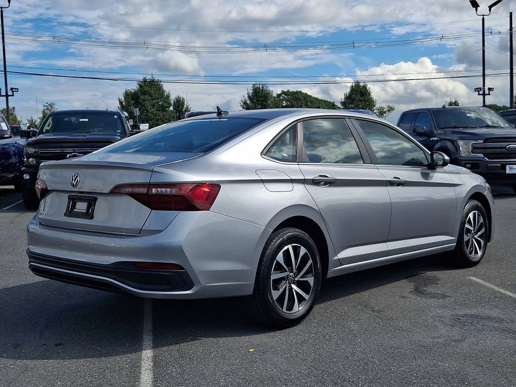 Used 2024 Volkswagen Jetta S FWD image 6