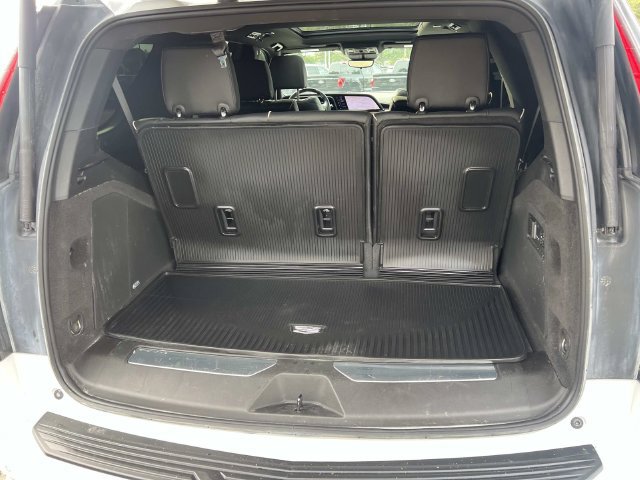 Used 2023 Cadillac Escalade Premium Luxury w/ Performance Package AWD/4WD image 12