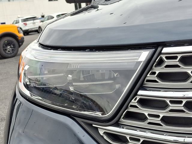 Certified 2022 Ford Explorer Limited w/ Equipment Group 301A image 9