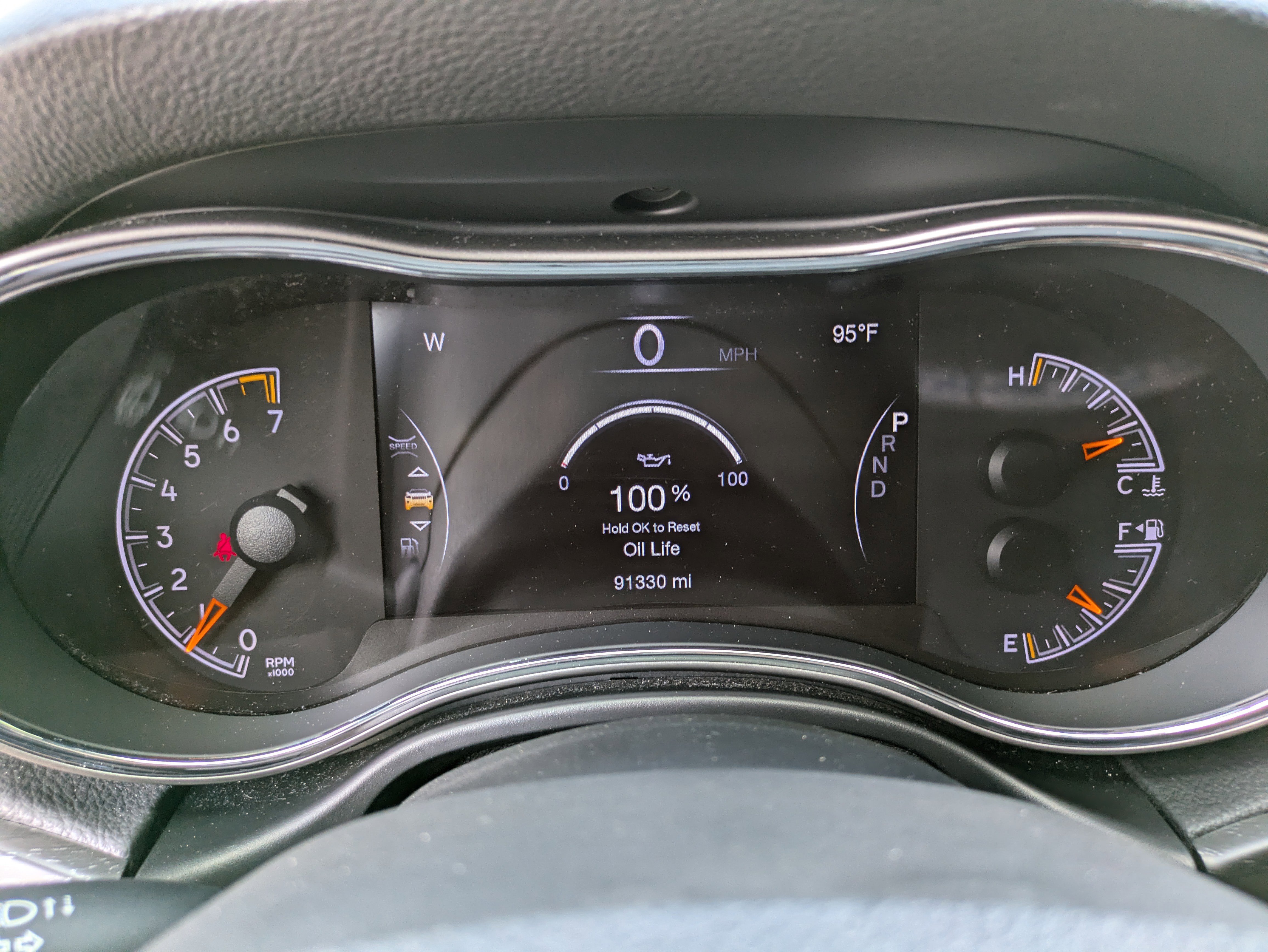 Used 2018 Jeep Grand Cherokee Laredo image 26