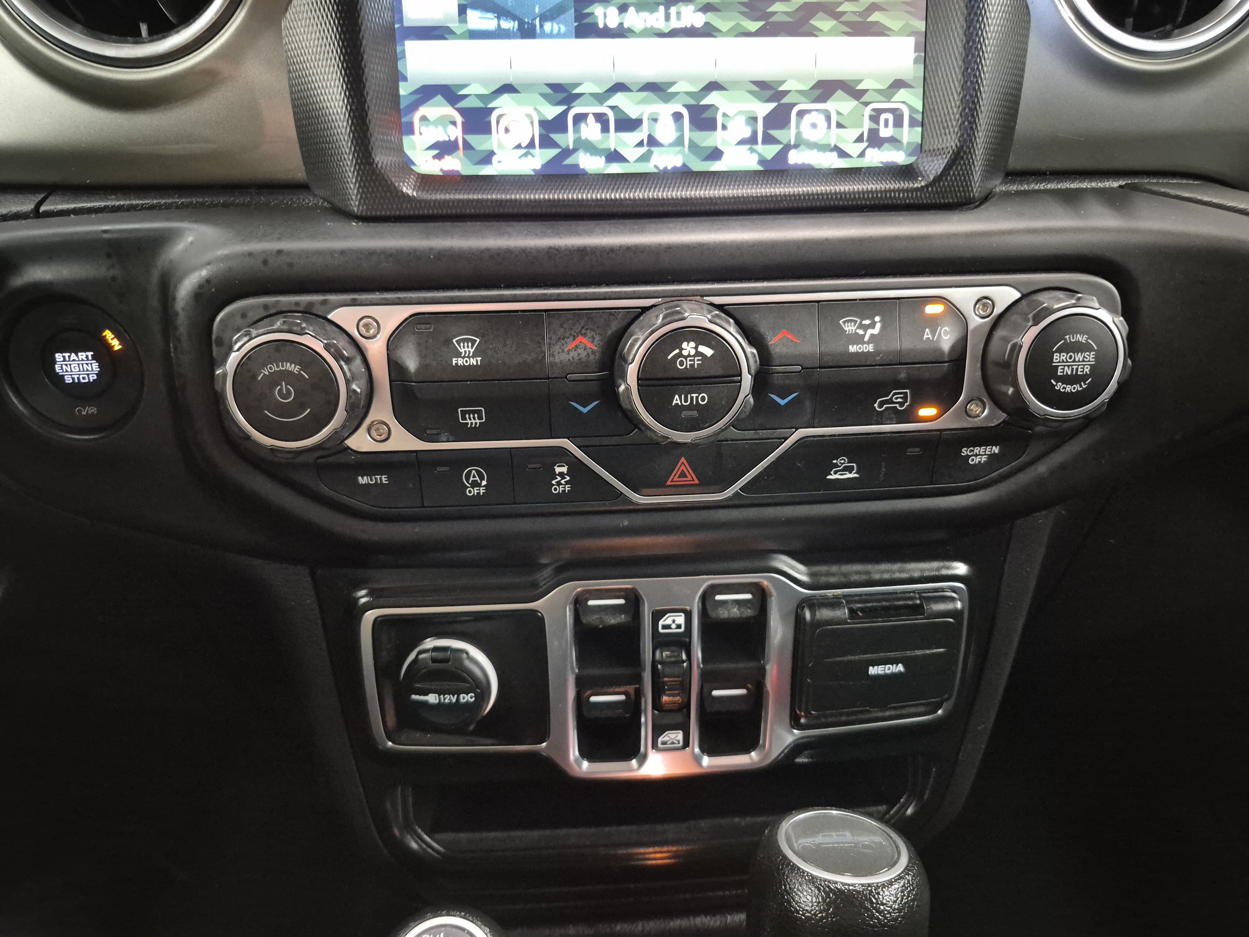 Used 2023 Jeep Gladiator Overland AWD/4WD image 33