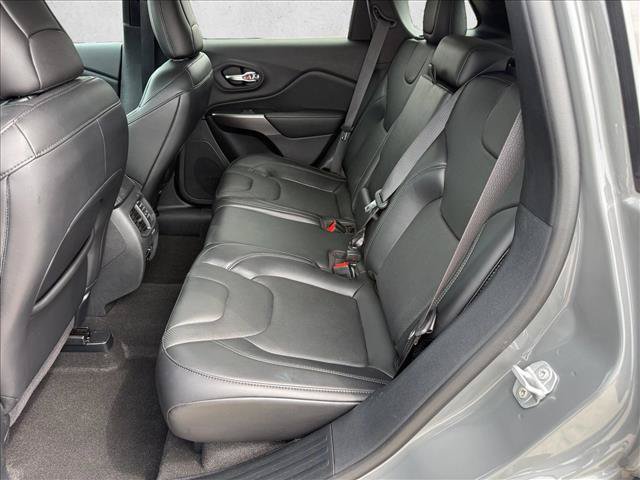 Used 2020 Jeep Cherokee Limited AWD/4WD image 19