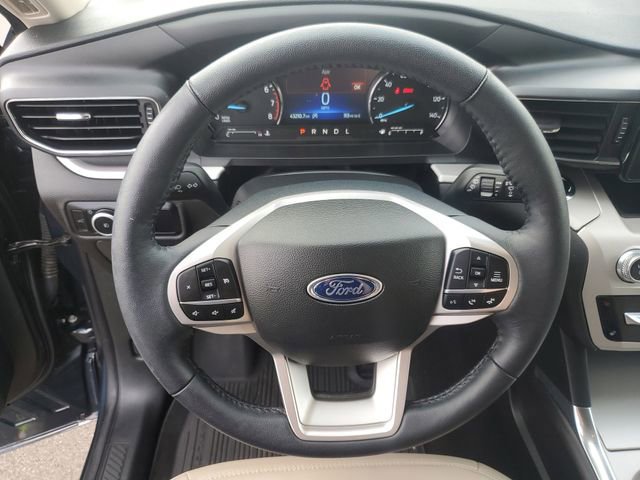 Certified 2024 Ford Explorer XLT w/ Equipment Group 202A AWD/4WD image 16