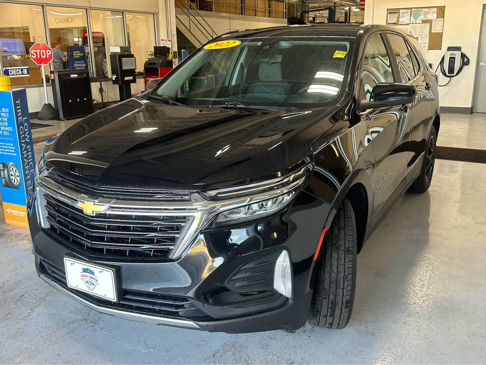 Used 2022 Chevrolet Equinox LT AWD/4WD image 4