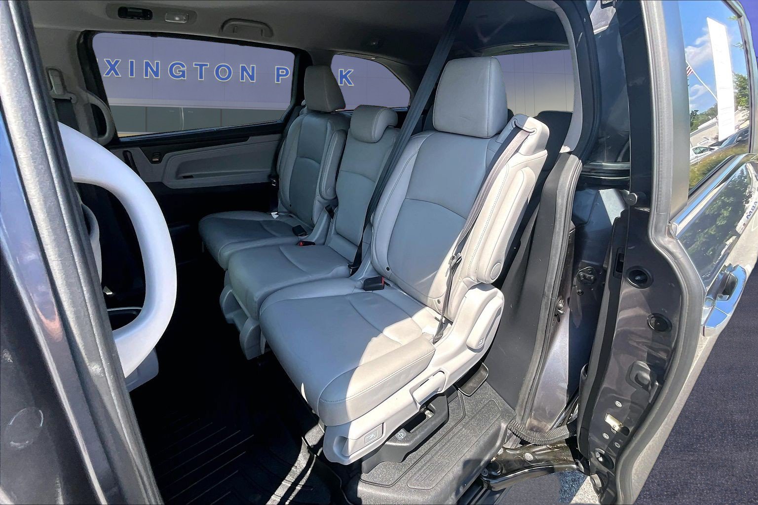 Used 2018 Honda Odyssey EX-L image 22
