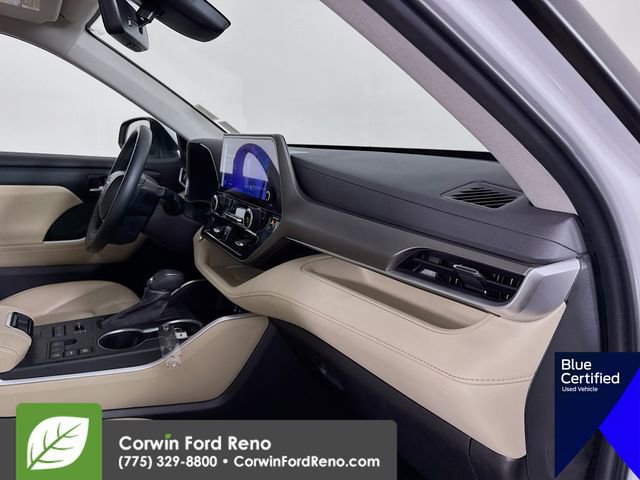 Used 2023 Toyota Highlander XLE image 33