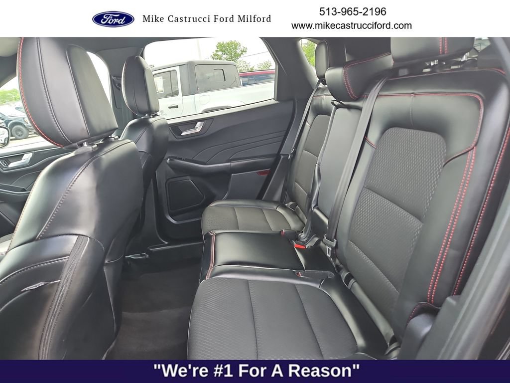 Certified 2025 Ford Escape ST-Line AWD/4WD image 27