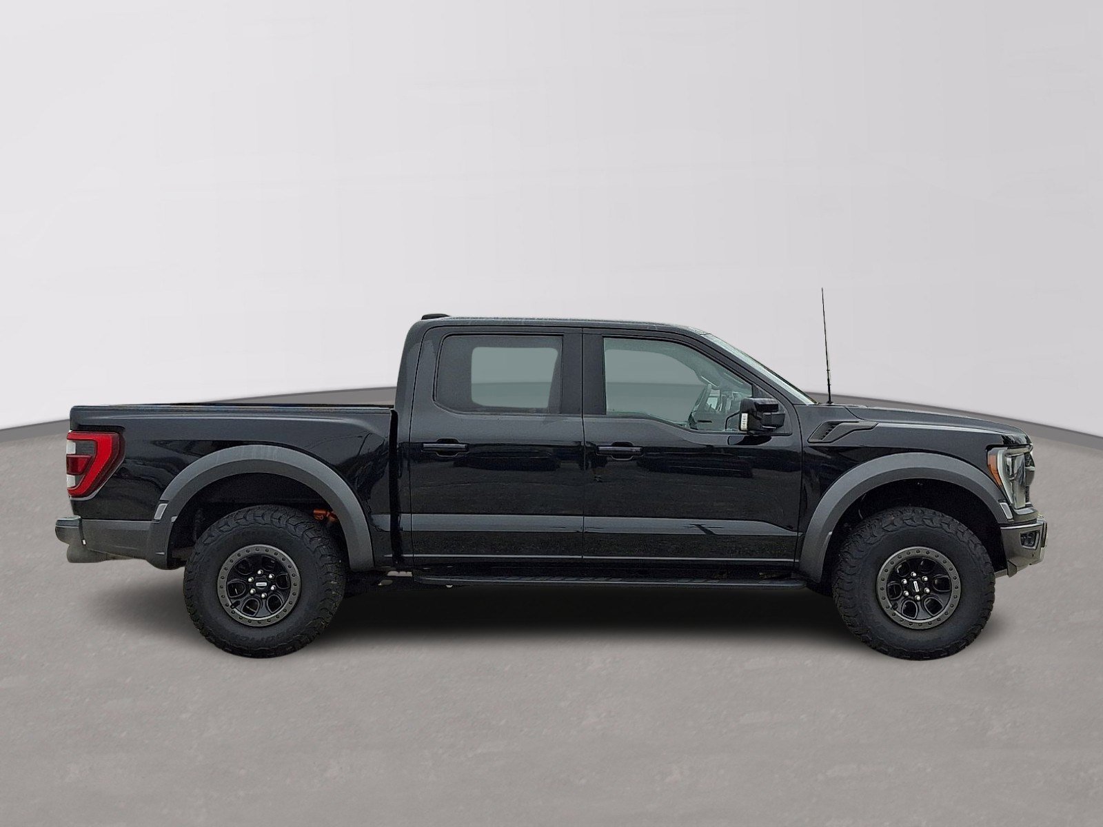Certified 2022 Ford F150 Raptor w/ Equipment Group 801A High image 7