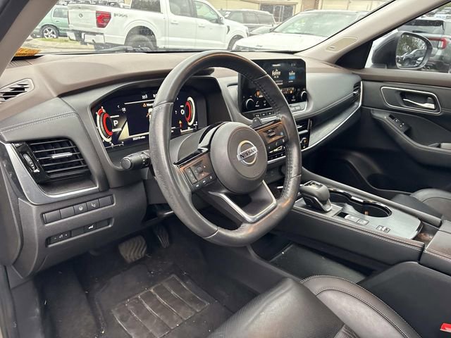 Used 2021 Nissan Rogue Platinum image 12