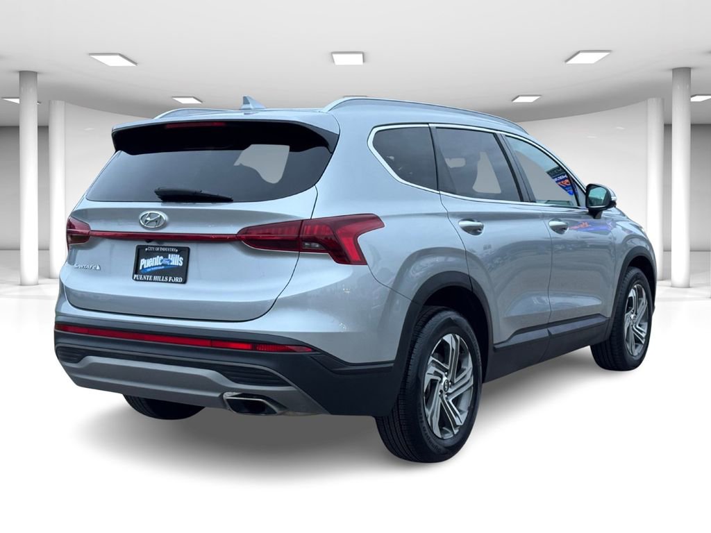 Used 2023 Hyundai Santa Fe SEL image 3