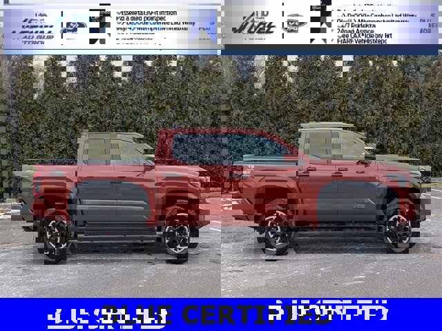 Used 2025 Toyota Tacoma TRD Off-Road image 2