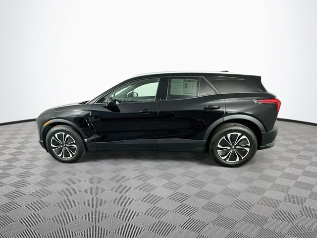 Used 2024 Chevrolet Blazer EV LT AWD/4WD image 8