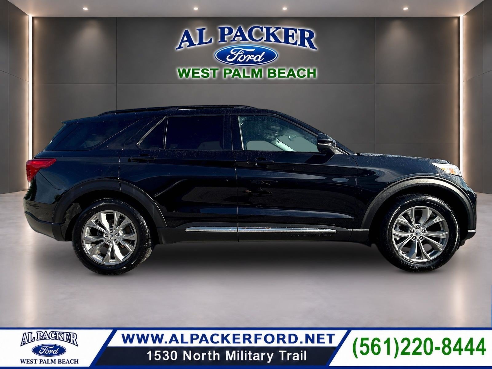 Certified 2023 Ford Explorer XLT w/ Equipment Group 202A RWD image 4