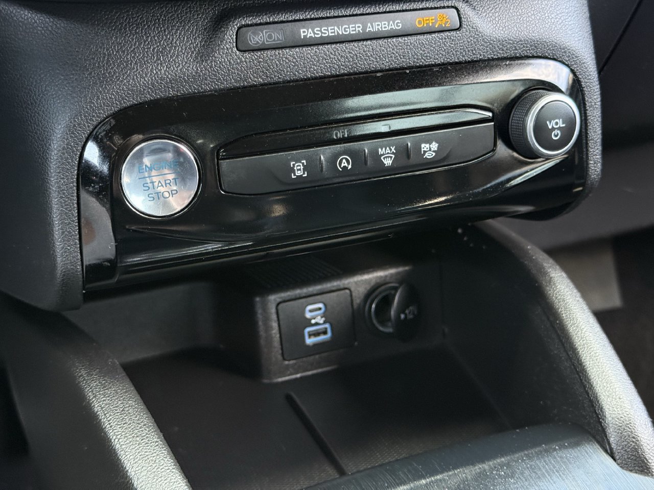Certified 2023 Ford Escape ST-Line w/ Tech Pack #1 FWD image 18