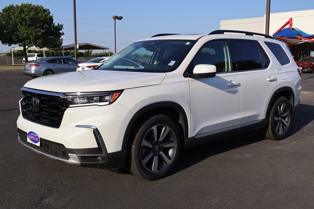 Used 2024 Honda Pilot Elite image 12