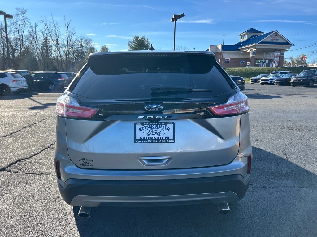 Certified 2022 Ford Edge Titanium image 11
