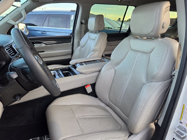 Used 2022 Jeep Wagoneer Series III w/ Flexible Seating Group AWD/4WD image 14