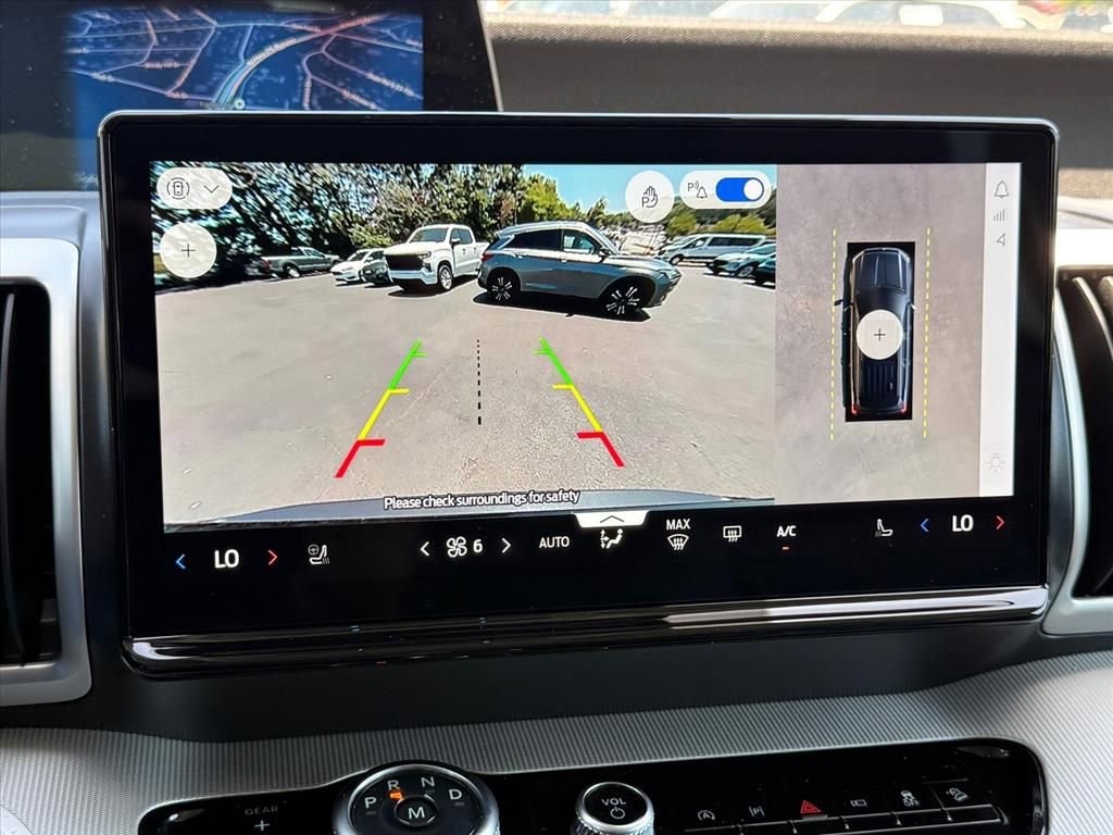 Certified 2025 Ford Expedition Active AWD/4WD image 25