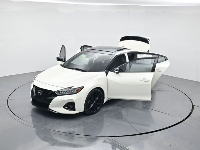 Used 2023 Nissan Maxima SR w/ Sport Mat Group image 47