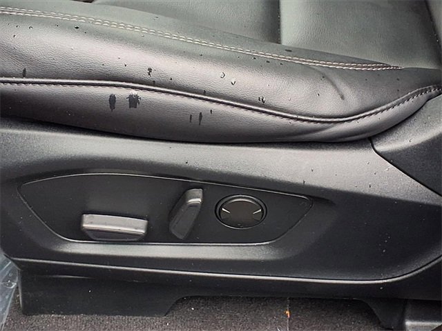 Certified 2023 Ford Explorer XLT w/ Equipment Group 202A image 9