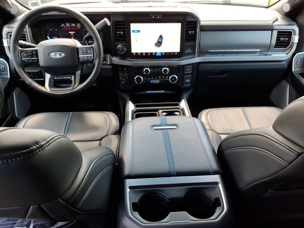 Certified 2025 Ford F350 Platinum AWD/4WD image 9