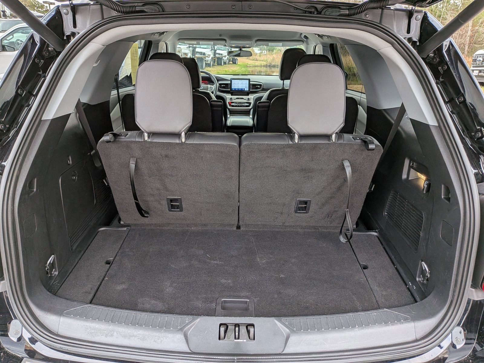 Certified 2023 Ford Explorer XLT w/ Equipment Group 202A image 14